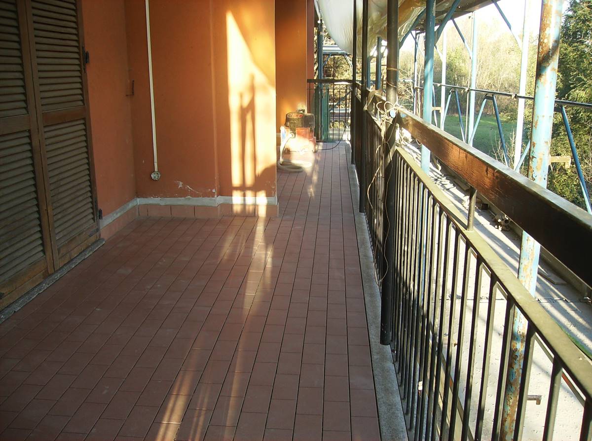 Demolizione impermeabilizzazione e rifacimento terrazzini e balconi - Via S. Bernardo Chiaravalle MI