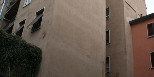 Intervento di messa in sicurezza balconi, facciate e cortile Rho