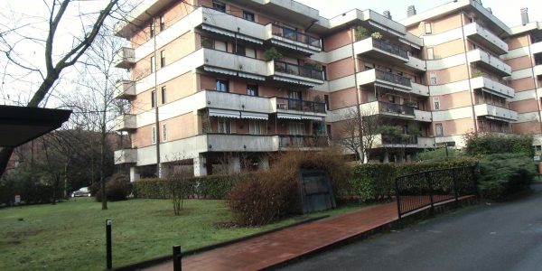 Ripristino cementi armati e frontalini balconi -Via A Moro -San Donato Milanese